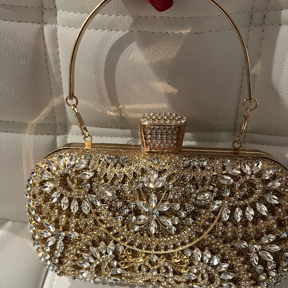 Gorgeous evening clutch - Picture 2 of 5